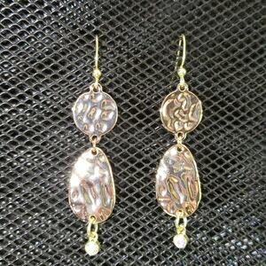 Hammered gold earrings
